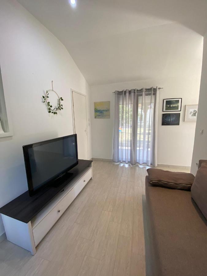 Апартаменты Apartman Cukar II Пула Экстерьер фото