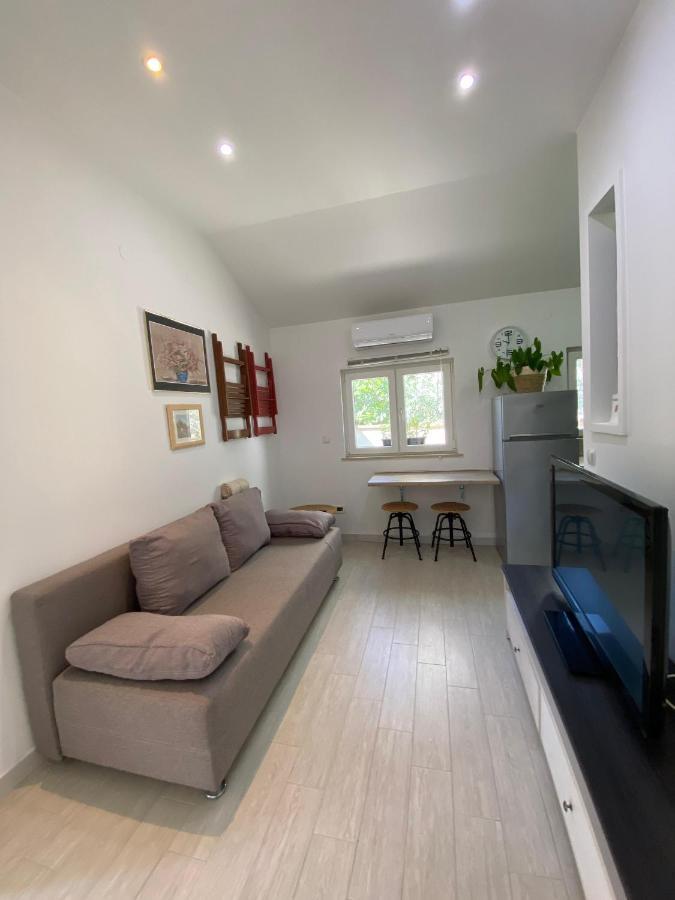 Апартаменты Apartman Cukar II Пула Экстерьер фото