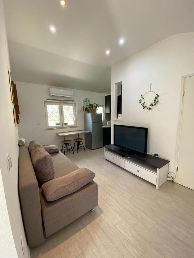 Апартаменты Apartman Cukar II Пула Экстерьер фото